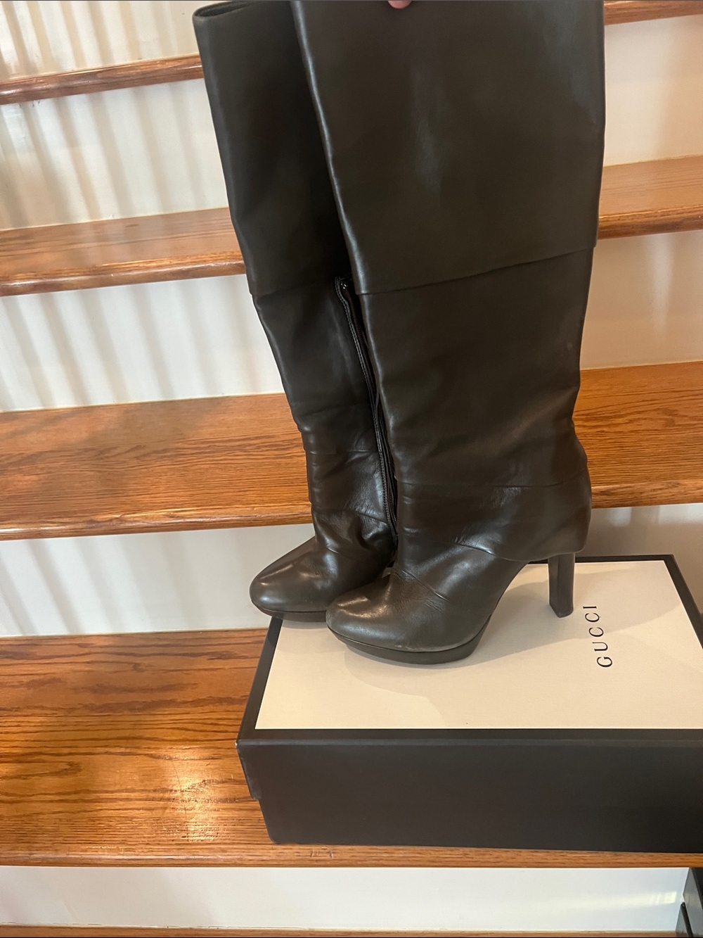 Fendi Women’s Dark Gray Leather Knee-High Heeled Boots, 100% Authentic, size 39